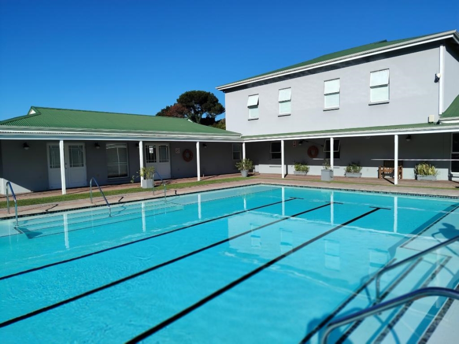 4 Bedroom Property for Sale in River Club Western Cape